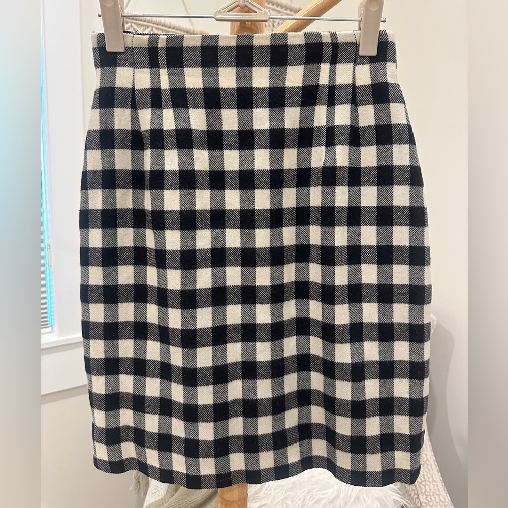 Vintage Jones New York Wool Buffalo Check Skirt | Black Cream Plaid | Petite 2P